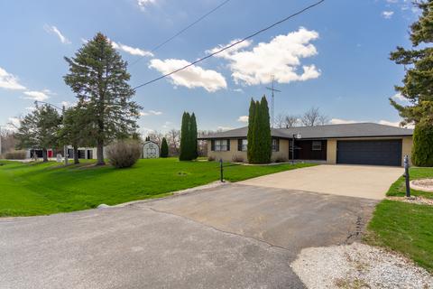 609 Cedar St, Cedar Point, IL 61316 photo 5