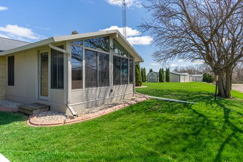 609 Cedar St, Cedar Point, IL 61316 photo 22