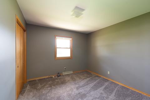 609 Cedar St, Cedar Point, IL 61316 photo 14