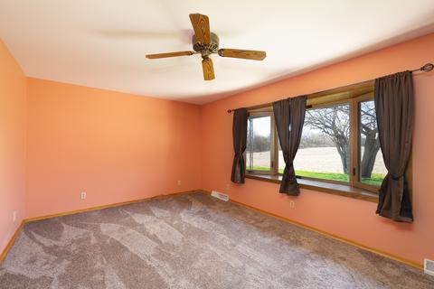 609 Cedar St, Cedar Point, IL 61316 photo 8