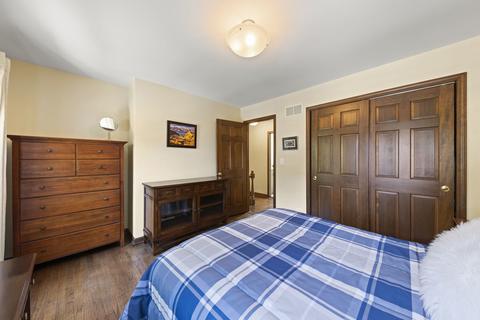 2037 Burnham Pl, Wheaton, IL 60189 photo 26