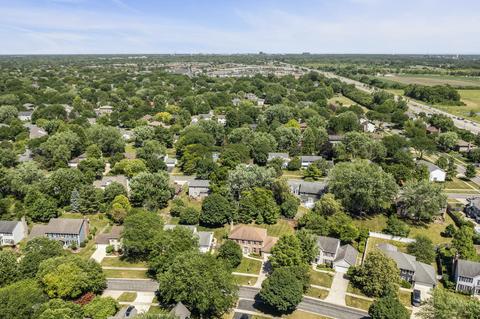 2037 Burnham Pl, Wheaton, IL 60189 photo 38
