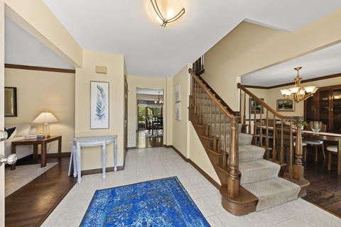 2037 Burnham Pl, Wheaton, IL 60189 photo 7
