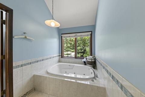2037 Burnham Pl, Wheaton, IL 60189 photo 22