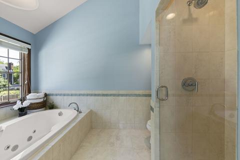 2037 Burnham Pl, Wheaton, IL 60189 photo 23