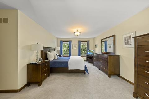 2037 Burnham Pl, Wheaton, IL 60189 photo 18