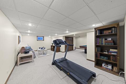 2037 Burnham Pl, Wheaton, IL 60189 photo 32