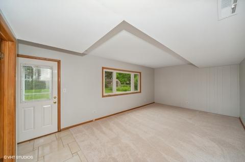 931 Blaze Trl, Wheeling, IL 60090 photo 13