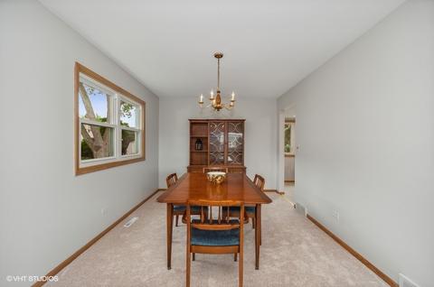931 Blaze Trl, Wheeling, IL 60090 photo 11