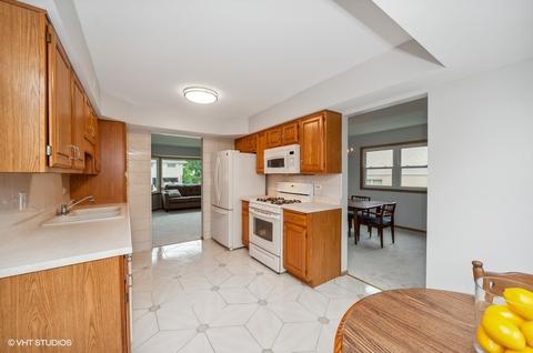 931 Blaze Trl, Wheeling, IL 60090 photo 8