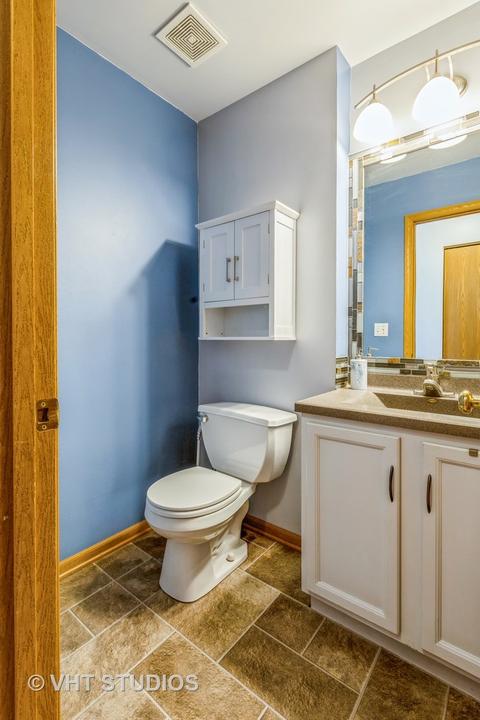 1720 Emerald Pointe Cir, Plainfield, IL 60586 photo 7