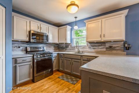 1720 Emerald Pointe Cir, Plainfield, IL 60586 photo 5