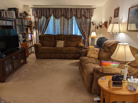 4104 Wren Ln, Rolling Meadows, IL 60008 photo 4