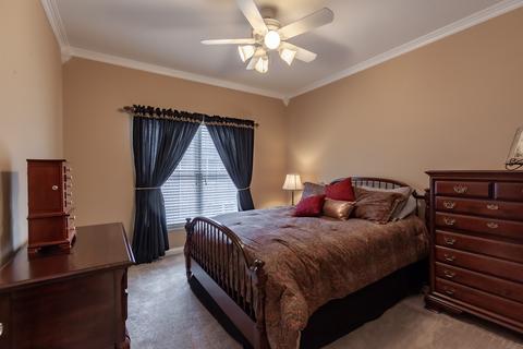 109 Spring Ave, Naperville, IL 60540 photo 24