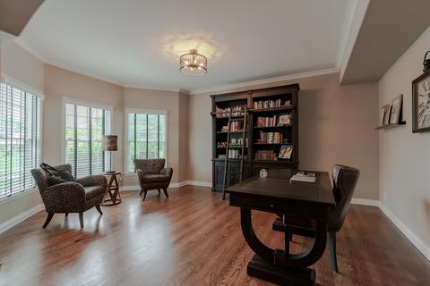 109 Spring Ave, Naperville, IL 60540 photo 6
