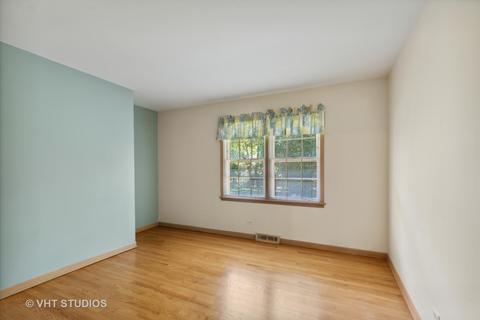 660 Wicklow Rd, Deerfield, IL 60015 photo 16