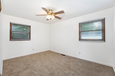 955 Zenner Ave, Aurora, IL 60505 photo 9