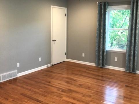 755 Mcclure Rd, Aurora, IL 60502 photo 4