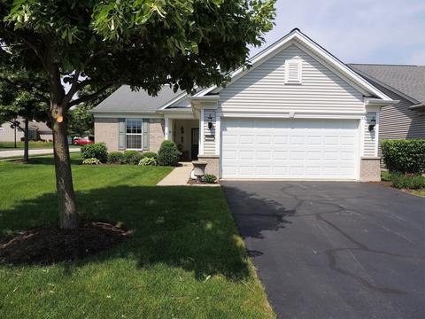 2896 Edgewater Dr, Elgin, IL 60124 photo 1