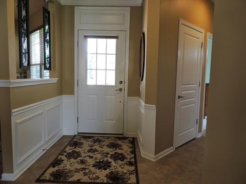 2896 Edgewater Dr, Elgin, IL 60124 photo 4