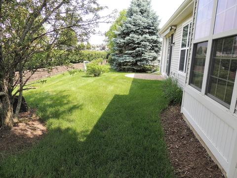 2896 Edgewater Dr, Elgin, IL 60124 photo 19