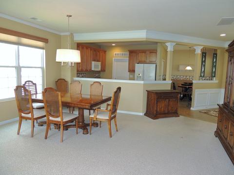 2896 Edgewater Dr, Elgin, IL 60124 photo 8