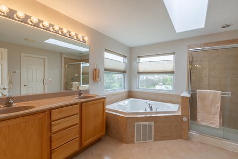 1927 Primrose Ct, Bartlett, IL 60103 photo 21