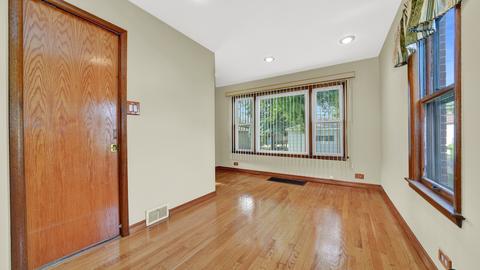 4137 W 58th Pl, Chicago, IL 60629 photo 7