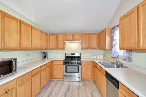 1301 Idabright Dr, Plainfield, IL 60586 photo 5