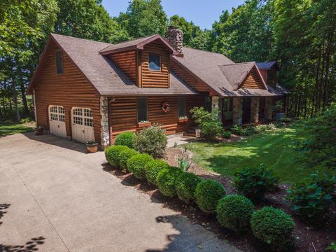 22 Bent Tree Ln, Towanda, IL 61776 photo 2