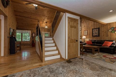 22 Bent Tree Ln, Towanda, IL 61776 photo 7