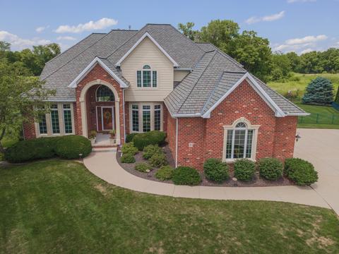 1 Pebblebrook Ct, Bloomington, IL 61705 photo 3
