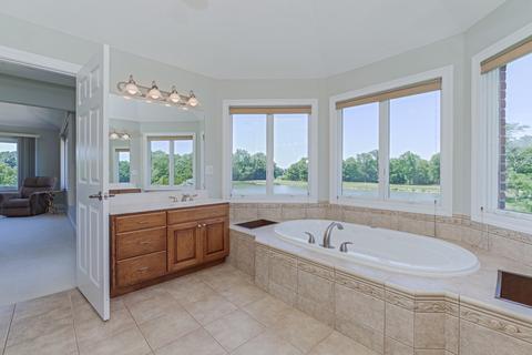 1 Pebblebrook Ct, Bloomington, IL 61705 photo 46
