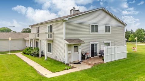 1474 Cornell Ter, Hoffman Estates, IL 60169 photo 2