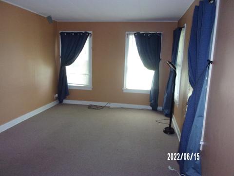 421 E Seminary Ave, Onarga, IL 60955 photo 9