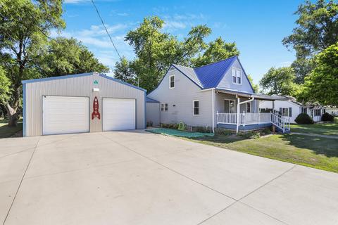 206 E Benham St, Tolono, IL 61880 photo 36