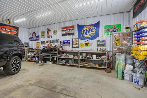 206 E Benham St, Tolono, IL 61880 photo 21