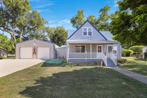 206 E Benham St, Tolono, IL 61880 photo 1