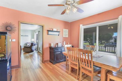 206 E Benham St, Tolono, IL 61880 photo 5