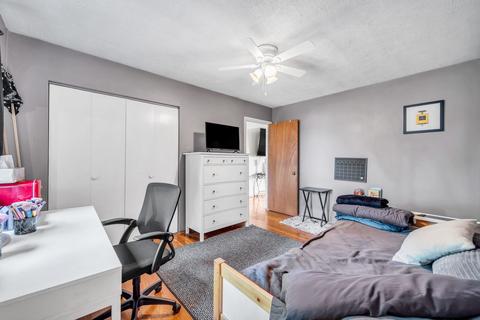 12 E Berkley Ln, Hoffman Estates, IL 60169 photo 21