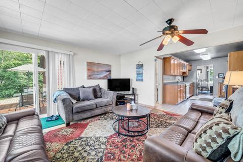 12 E Berkley Ln, Hoffman Estates, IL 60169 photo 15