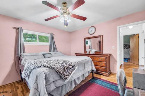 12 E Berkley Ln, Hoffman Estates, IL 60169 photo 23