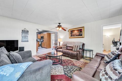 12 E Berkley Ln, Hoffman Estates, IL 60169 photo 16