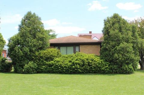 504 E Main St, Morrison, IL 61270 photo 2