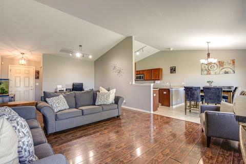 39820 Waterloo Dr, Beach Park, IL 60083 photo 4