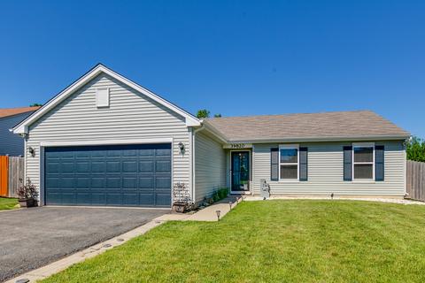 39820 Waterloo Dr, Beach Park, IL 60083 photo 1