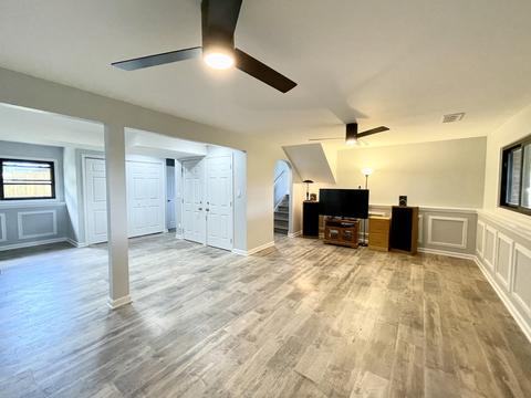 185 E Devon Ave, Bartlett, IL 60103 photo 23