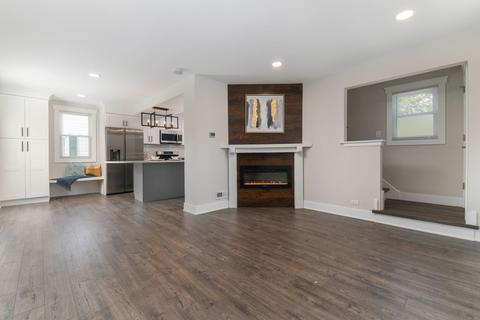 2433 S 13th Ave, Broadview, IL 60155 photo 4