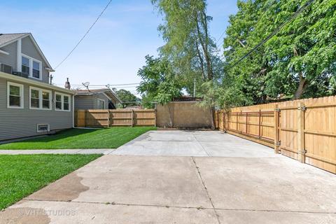 12207 S Eggleston Ave, Chicago, IL 60628 photo 22