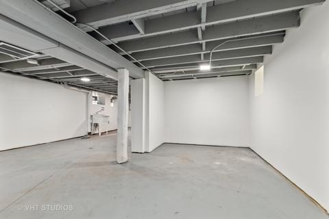 12207 S Eggleston Ave, Chicago, IL 60628 photo 18